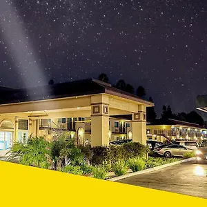 Bposhtels Hostel